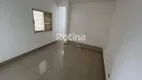 Foto 10 de Apartamento com 3 Quartos para alugar, 70m² em Nossa Senhora Aparecida, Uberlândia