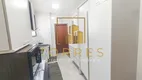 Foto 10 de Apartamento com 3 Quartos à venda, 137m² em Praia das Pitangueiras, Guarujá