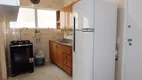 Foto 11 de Apartamento com 3 Quartos para alugar, 90m² em Praia das Pitangueiras, Guarujá