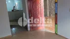 Foto 6 de Casa com 3 Quartos à venda, 150000m² em Granada, Uberlândia