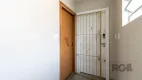 Foto 4 de Apartamento com 3 Quartos à venda, 69m² em Rio Branco, Porto Alegre