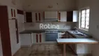 Foto 15 de Casa com 4 Quartos para alugar, 360m² em Tabajaras, Uberlândia