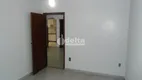 Foto 3 de Casa com 3 Quartos à venda, 224m² em Cidade Jardim, Uberlândia