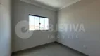 Foto 17 de Casa com 3 Quartos à venda, 119m² em Novo Mundo, Uberlândia