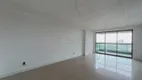 Foto 3 de Apartamento com 4 Quartos à venda, 135m² em Ilha do Retiro, Recife