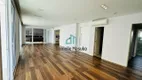Foto 3 de Apartamento com 3 Quartos para alugar, 233m² em Campo Belo, São Paulo