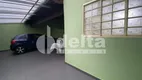 Foto 2 de Casa com 3 Quartos à venda, 180m² em Alto Umuarama, Uberlândia