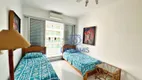 Foto 17 de Apartamento com 3 Quartos à venda, 80m² em Praia das Pitangueiras, Guarujá