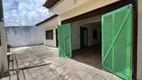 Foto 3 de Casa com 3 Quartos à venda, 170m² em Candelária, Natal