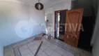 Foto 9 de Casa com 3 Quartos para alugar, 200m² em Tibery, Uberlândia