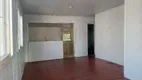 Foto 2 de Casa com 2 Quartos para alugar, 65m² em Vila Silveira Martins, Cachoeirinha