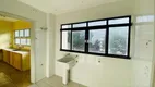 Foto 31 de Apartamento com 3 Quartos à venda, 220m² em Higienópolis, São Paulo