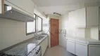 Foto 12 de Apartamento com 3 Quartos à venda, 210m² em Itaim Bibi, São Paulo