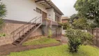 Foto 2 de Casa com 4 Quartos para venda ou aluguel, 327m² em Chácara das Pedras, Porto Alegre