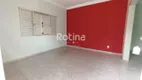 Foto 17 de Casa com 3 Quartos para alugar, 200m² em Saraiva, Uberlândia