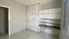 Foto 27 de Casa com 4 Quartos para alugar, 270m² em Jardim Karaíba, Uberlândia