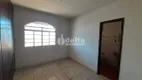 Foto 2 de Casa com 3 Quartos à venda, 120m² em Daniel Fonseca, Uberlândia