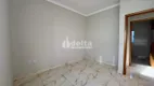 Foto 13 de Casa com 3 Quartos à venda, 67m² em Jardim Canaã, Uberlândia