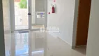 Foto 2 de Apartamento com 2 Quartos à venda, 54m² em Lidice, Uberlândia