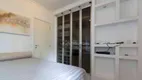 Foto 6 de Flat com 2 Quartos à venda, 73m² em Moema, São Paulo