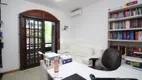 Foto 12 de Casa com 4 Quartos à venda, 211m² em Nonoai, Porto Alegre