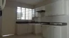 Foto 10 de Sobrado com 4 Quartos à venda, 300m² em Brasil, Uberlândia