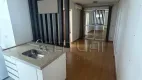 Foto 2 de Apartamento com 2 Quartos à venda, 58m² em Centro, Londrina