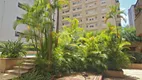 Foto 4 de Apartamento com 3 Quartos à venda, 207m² em Jardim Europa, São Paulo