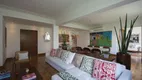 Foto 2 de Apartamento com 2 Quartos à venda, 225m² em Higienópolis, São Paulo