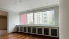 Foto 9 de Apartamento com 4 Quartos à venda, 200m² em Itaim Bibi, São Paulo