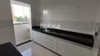 Foto 5 de Apartamento com 3 Quartos à venda, 67m² em Santa Mônica, Uberlândia