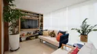 Foto 7 de Apartamento com 3 Quartos para alugar, 189m² em Indianópolis, São Paulo