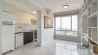 Foto 2 de Apartamento com 2 Quartos à venda, 52m² em Santo Antônio, Porto Alegre