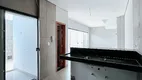 Foto 2 de Sobrado com 3 Quartos à venda, 130m² em Novo Mundo, Uberlândia