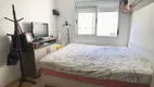 Foto 13 de Apartamento com 3 Quartos à venda, 66m² em Vila Ipiranga, Porto Alegre