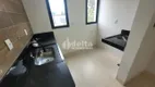 Foto 10 de Apartamento com 2 Quartos para alugar, 55m² em Umuarama, Uberlândia