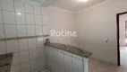 Foto 10 de Casa com 3 Quartos à venda, 133m² em Jardim Patrícia, Uberlândia