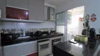 Foto 2 de Apartamento com 2 Quartos à venda, 56m² em Jardim Ipê, Mauá