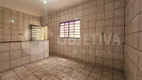 Foto 7 de Casa com 3 Quartos para alugar, 189m² em Santa Mônica, Uberlândia