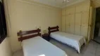 Foto 12 de Apartamento com 3 Quartos à venda, 195m² em Praia das Pitangueiras, Guarujá