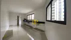 Foto 10 de Apartamento com 3 Quartos à venda, 220m² em Vila Nova Conceição, São Paulo
