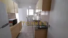 Foto 15 de Apartamento com 3 Quartos à venda, 100m² em Praia das Pitangueiras, Guarujá