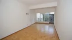 Foto 15 de Casa com 3 Quartos para alugar, 169m² em Centro, Pelotas