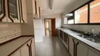 Foto 3 de Apartamento com 4 Quartos à venda, 284m² em Cambuí, Campinas