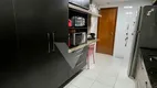 Foto 11 de Apartamento com 2 Quartos à venda, 110m² em Praia do Canto, Vitória