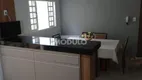 Foto 3 de Casa com 3 Quartos à venda, 176m² em Jardim Colina, Uberlândia