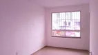 Foto 3 de Apartamento com 2 Quartos para alugar, 45m² em Galo Branco, São Gonçalo