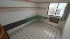 Foto 13 de Apartamento com 4 Quartos para venda ou aluguel, 211m² em Casa Caiada, Olinda