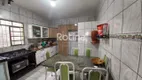 Foto 4 de Casa com 3 Quartos à venda, 140m² em Jardim das Palmeiras, Uberlândia