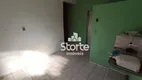 Foto 14 de Casa com 3 Quartos à venda, 230m² em Santa Mônica, Uberlândia
